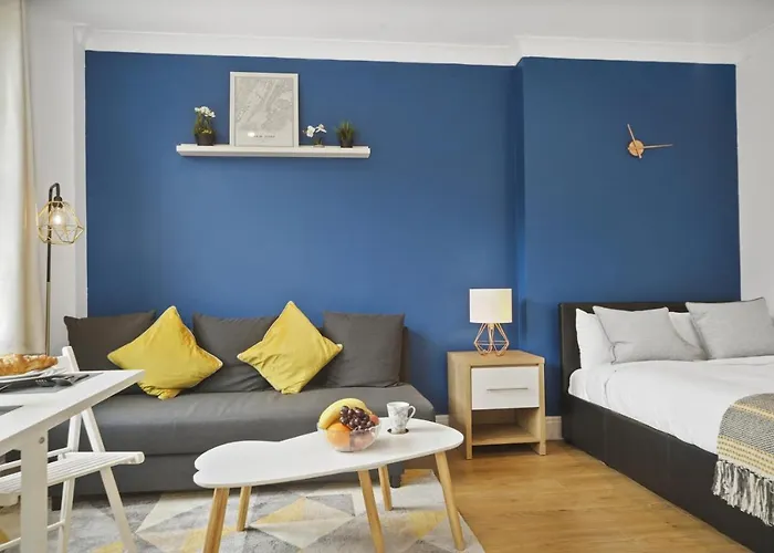Studio Apartment By Homely Stays